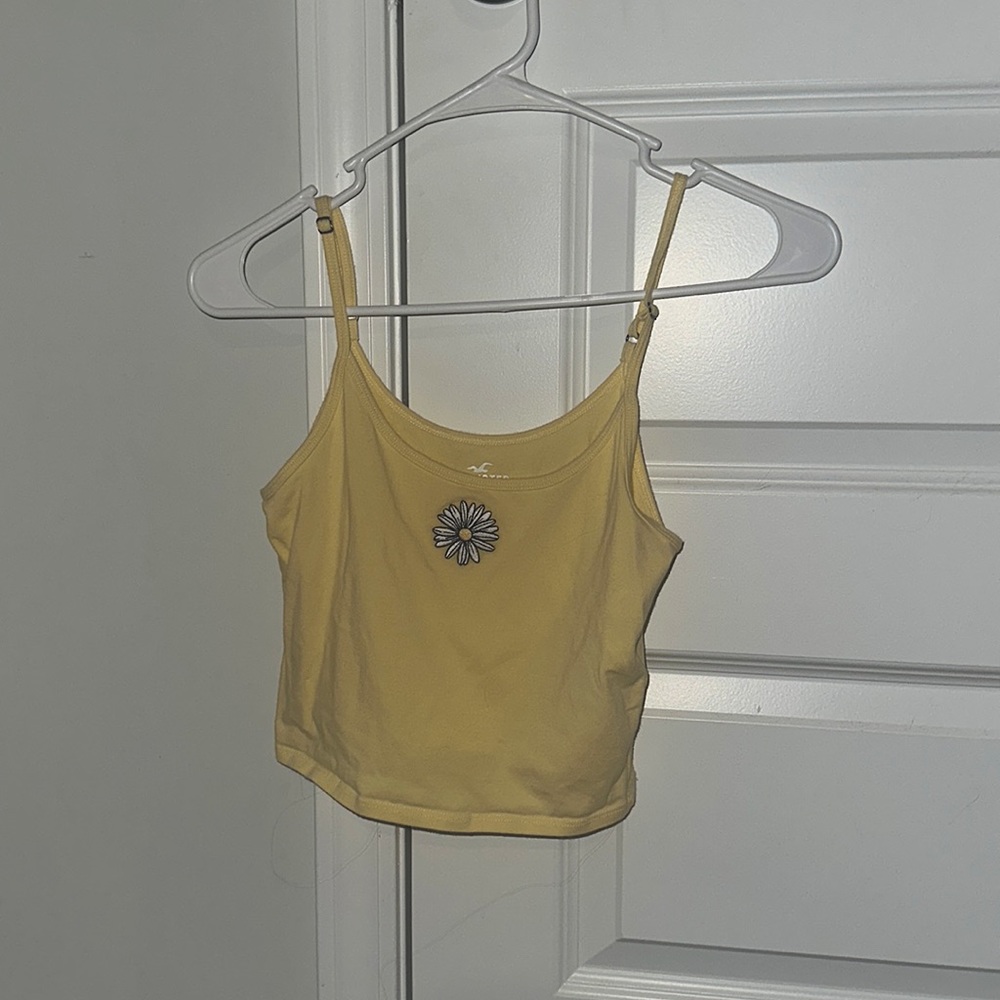 Hollister Yellow Daisy Tank